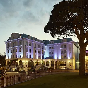 Hotel Plaza &